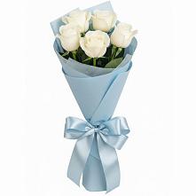 Букет 5 Белых роз Проуд в Персиановском