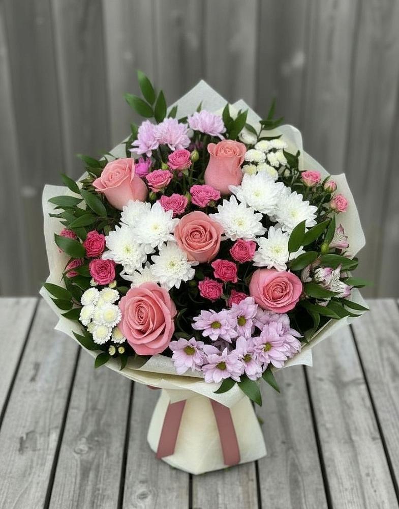 Букет цветов из: Альстромерии, Гвоздики, Розы и Хризантемы в Персиановском