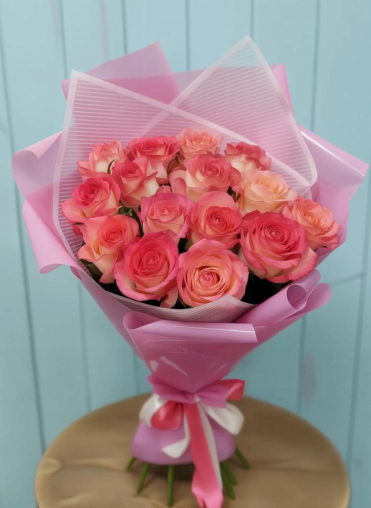 Букет 15 Розовых роз Равель в Персиановском