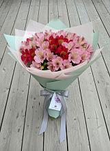 Букет цветов из:  Альстромерии #REPLACE_PRED# Персиановском