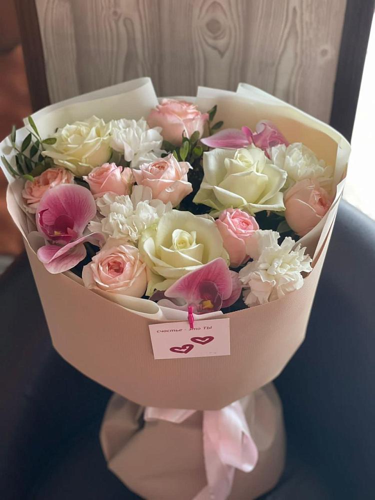 Букет цветов из: Орхидеи, Розы и Гвоздики в Персиановском