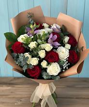 Букет цветов из:  Розы и Альстромерии #REPLACE_PRED# Персиановском