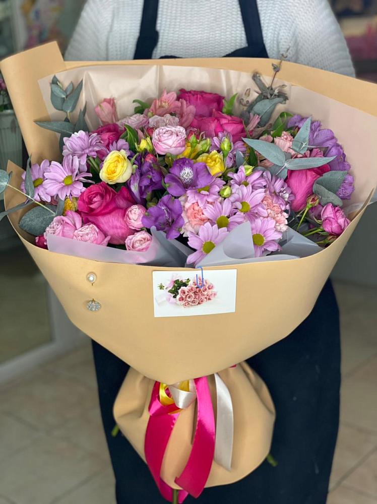 Букет цветов из: Хризантемы, Гвоздики и Альстромерии в Персиановском