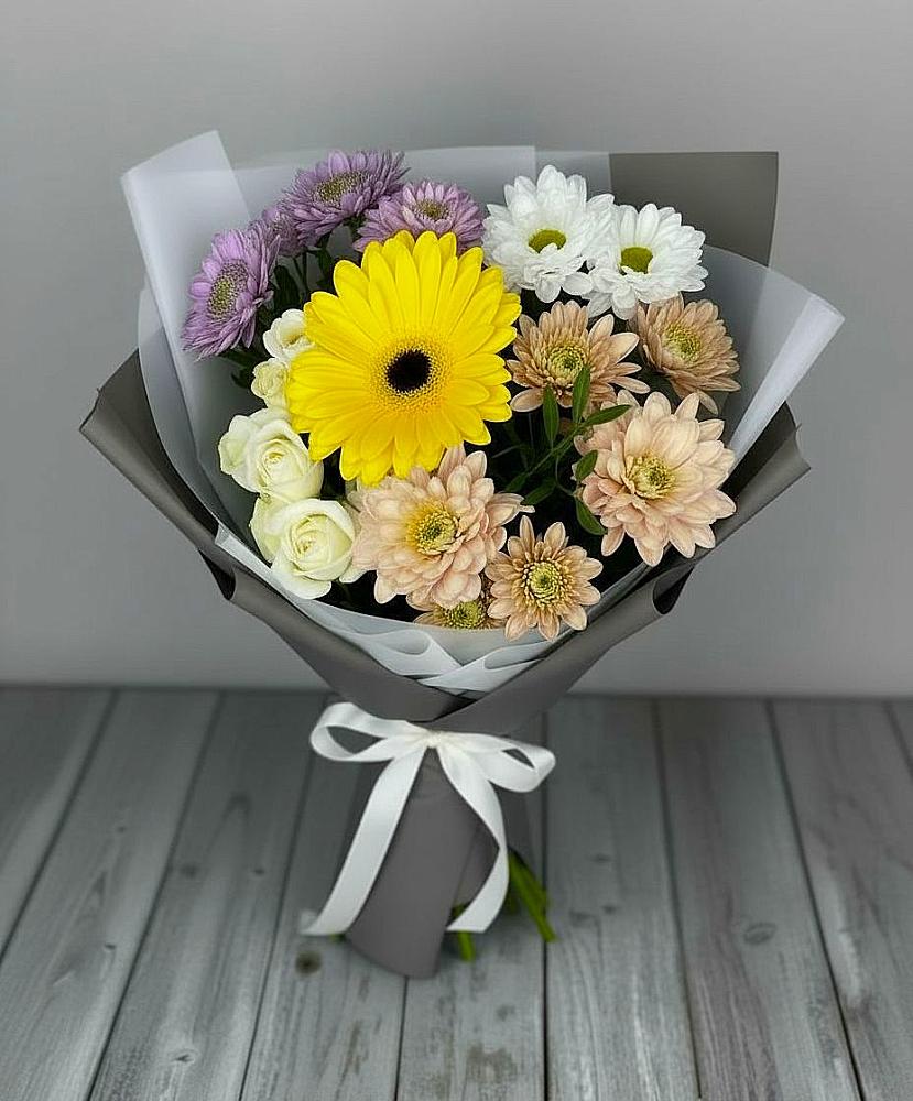 Букет цветов из: Розы, Герберы и Хризантемы в Персиановском