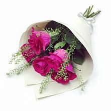 Букет цветов из:  Розы в Персиановском