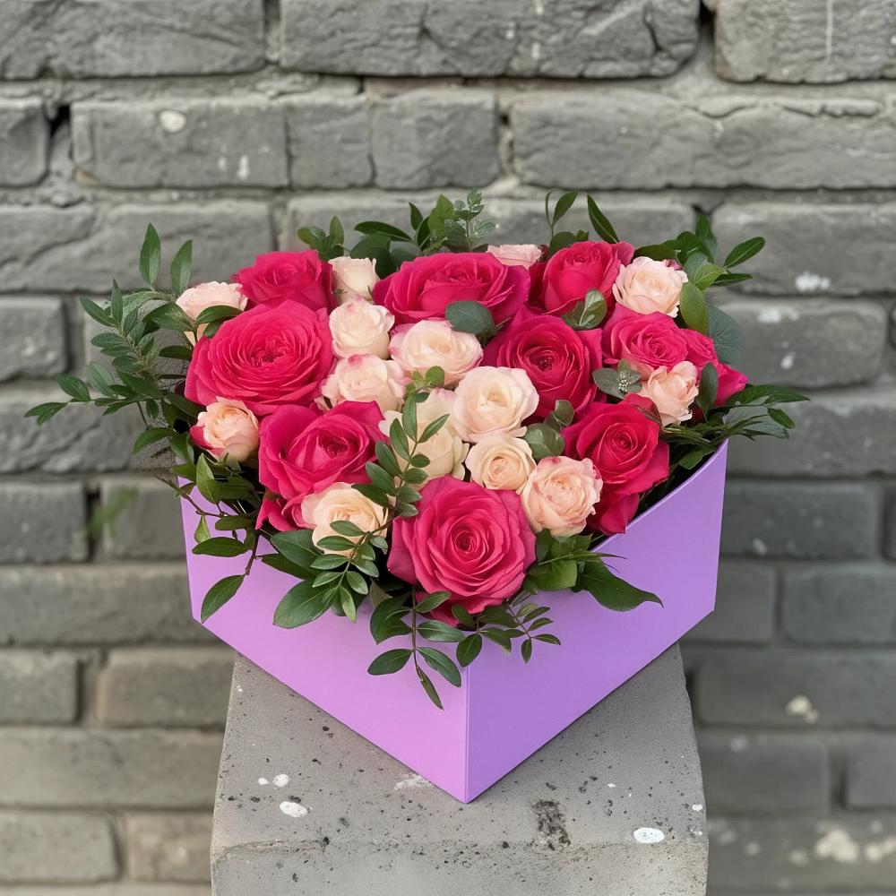 Цветочная композиция из Розы в коробке в Персиановском