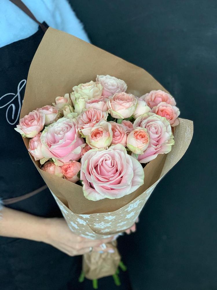 Букет цветов из: Хризантемы и Розы в Персиановском