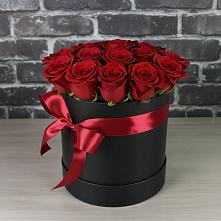 Цветочная композиция из Розы в шляпной коробке в Персиановском