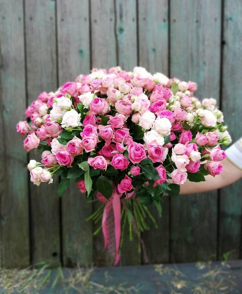 Букет Розовые кустовые розы Натали и Лав Лидия в Персиановском