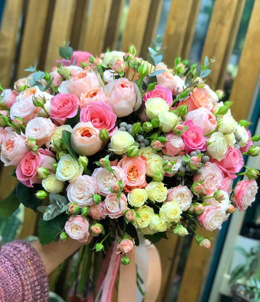 Букет цветов из: Розы в Персиановском