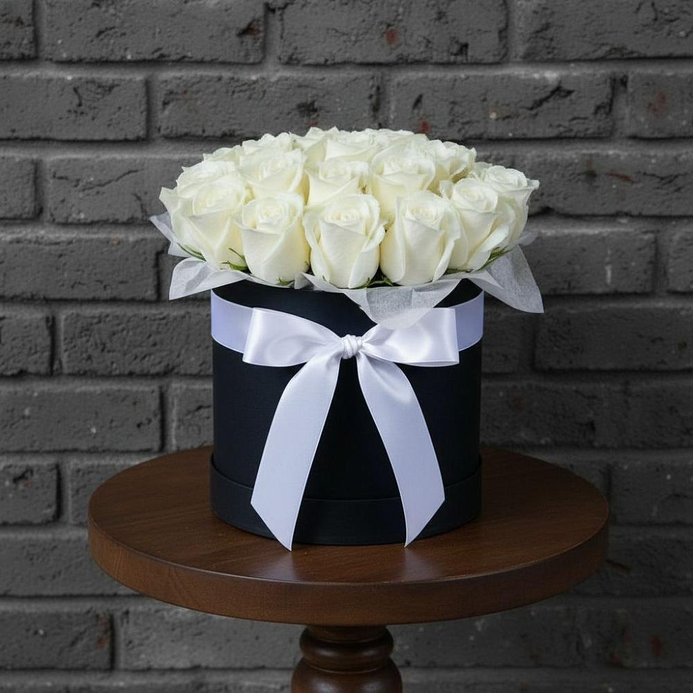 Цветочная композиция из Розы в шляпной коробке в Персиановском