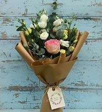 Букет цветов из:  Розы и Лизиантусы в Персиановском