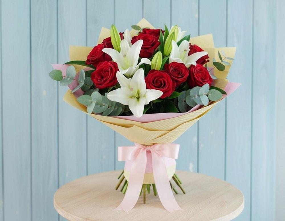 Букет цветов из: Лилии и Розы в Персиановском